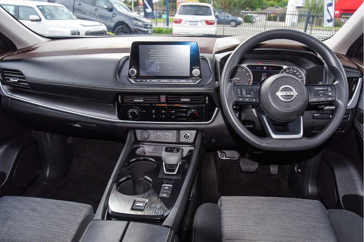 2024 Nissan X-TRAIL ST T33