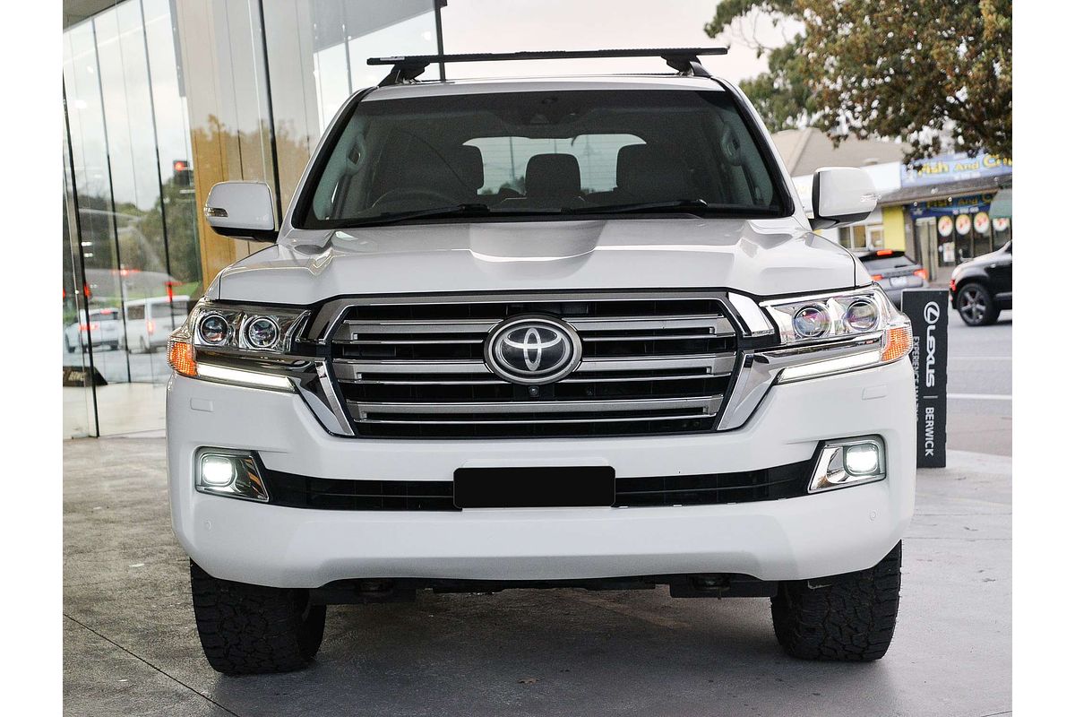 2015 Toyota Landcruiser Sahara VDJ200R
