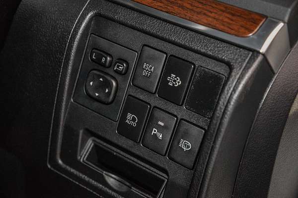 2015 Toyota Landcruiser Sahara VDJ200R