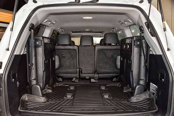2015 Toyota Landcruiser Sahara VDJ200R