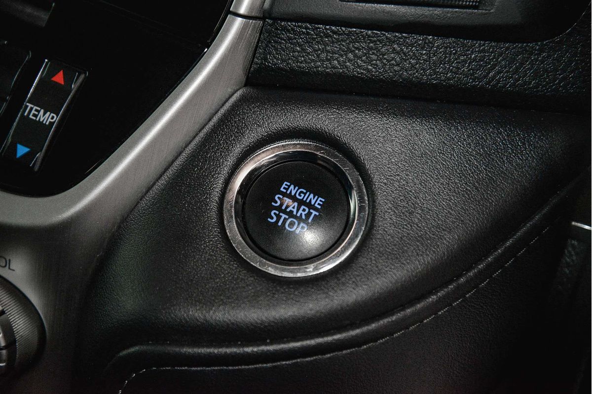 2015 Toyota Landcruiser Sahara VDJ200R