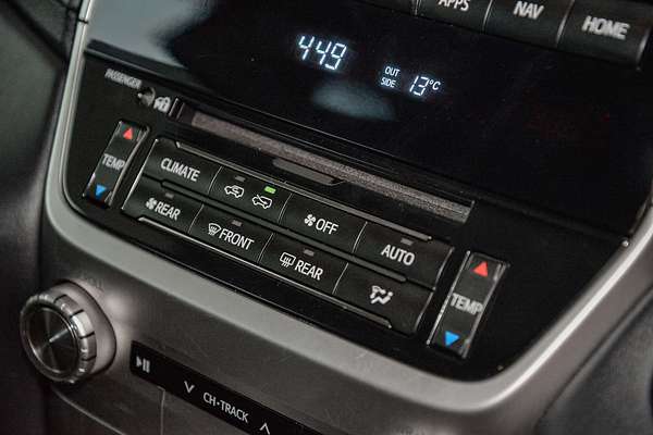 2015 Toyota Landcruiser Sahara VDJ200R