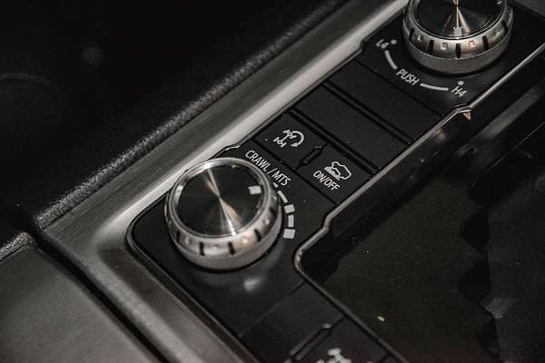 2015 Toyota Landcruiser Sahara VDJ200R