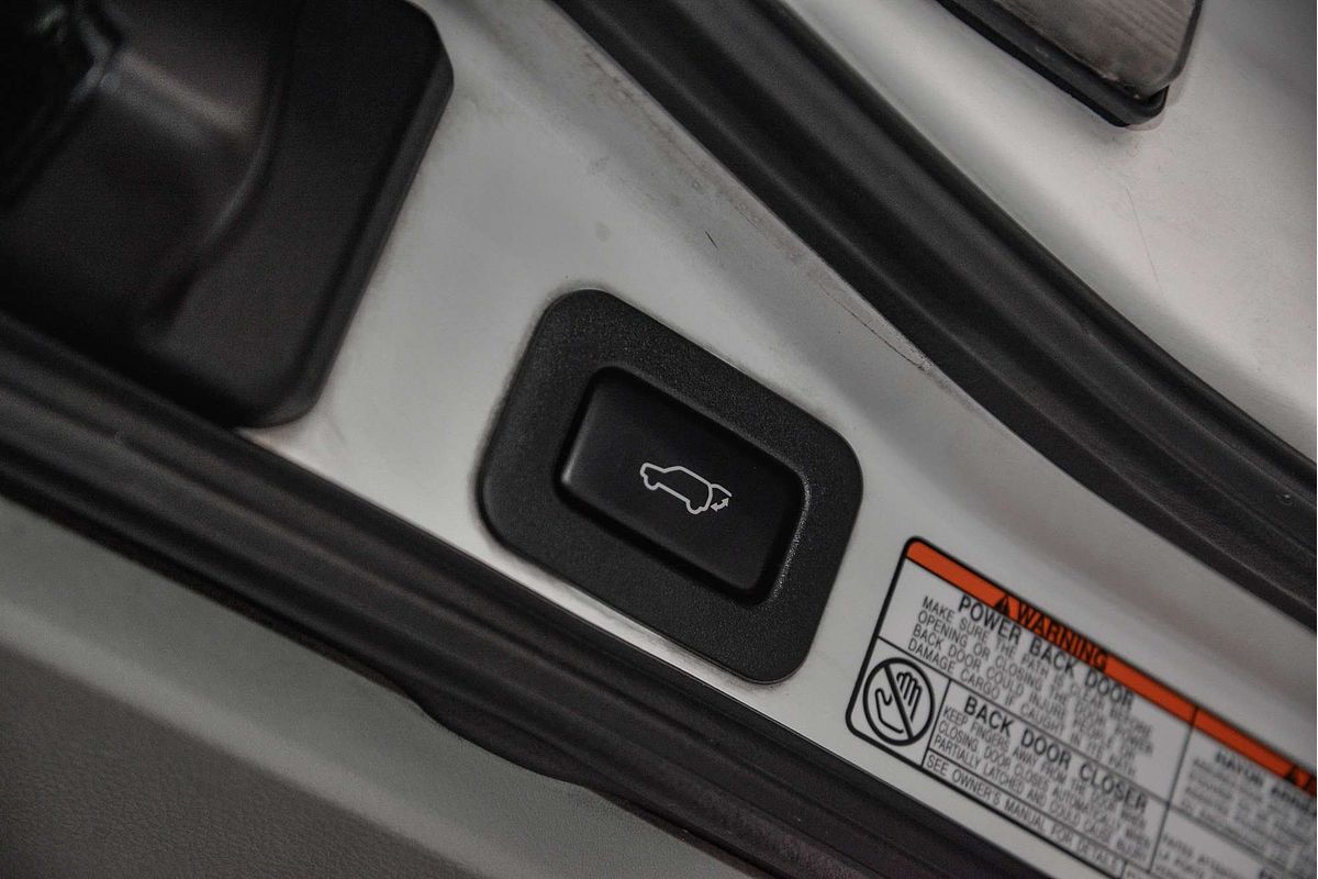 2015 Toyota Landcruiser Sahara VDJ200R