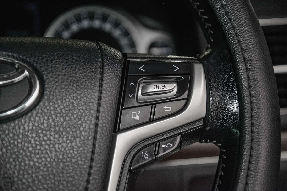 2015 Toyota Landcruiser Sahara VDJ200R