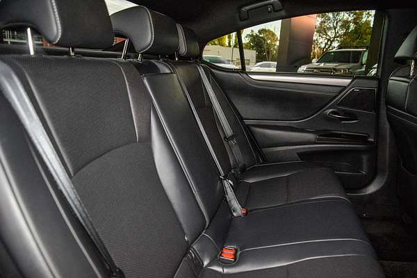 2020 Lexus ES ES300h F Sport AXZH10R