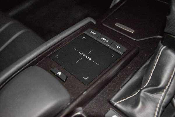 2020 Lexus ES ES300h F Sport AXZH10R