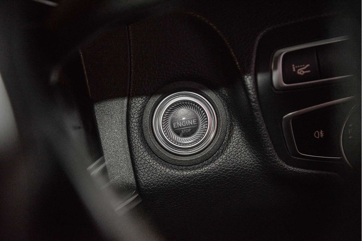 2019 Mercedes-Benz C-Class C200 C205