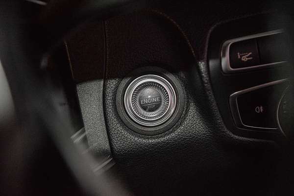 2019 Mercedes-Benz C-Class C200 C205