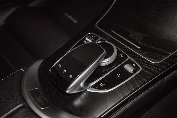 2019 Mercedes-Benz C-Class C200 C205