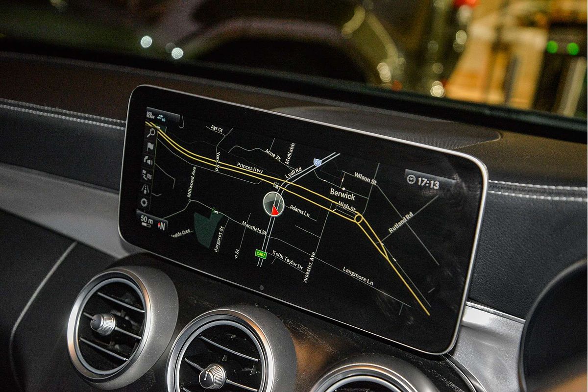 2019 Mercedes-Benz C-Class C200 C205
