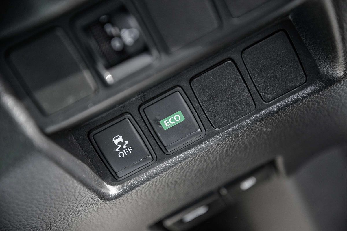 2015 Nissan QASHQAI ST J11
