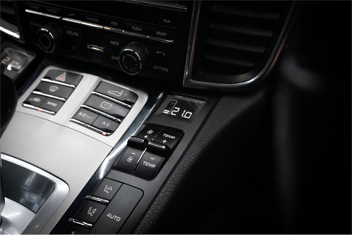 2014 Porsche Panamera 970 MY14