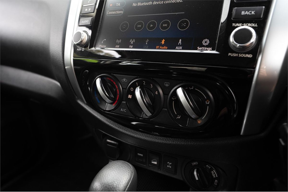 2021 Nissan Navara SL D23 4X4