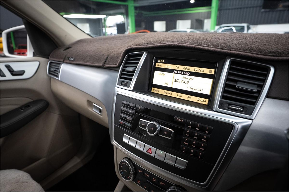 2012 Mercedes-Benz ML 250CDI BLUETEC (4x4) 166