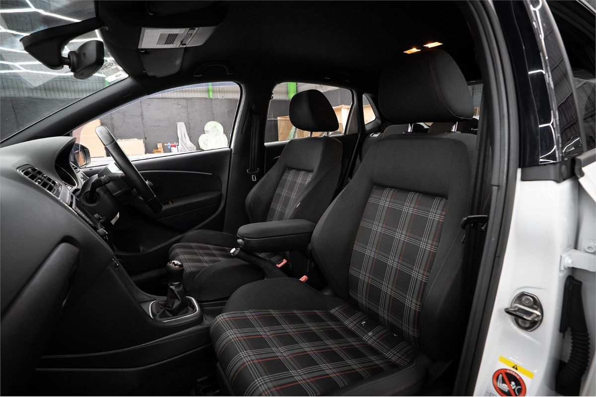 2016 Volkswagen Polo GTI 6R