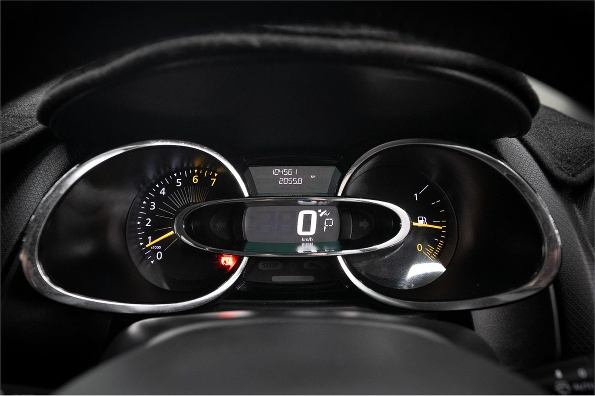 2014 Renault Clio Expression IV B98