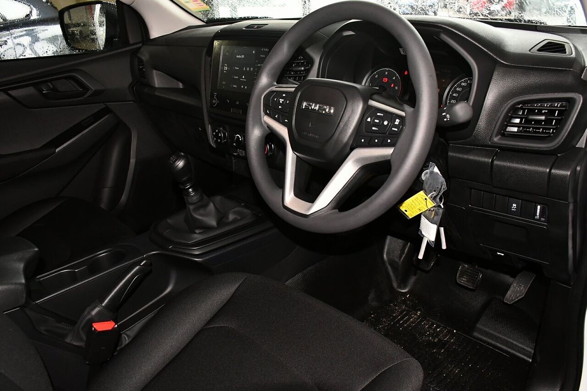 2025 Isuzu D-MAX SX High Ride Rear Wheel Drive