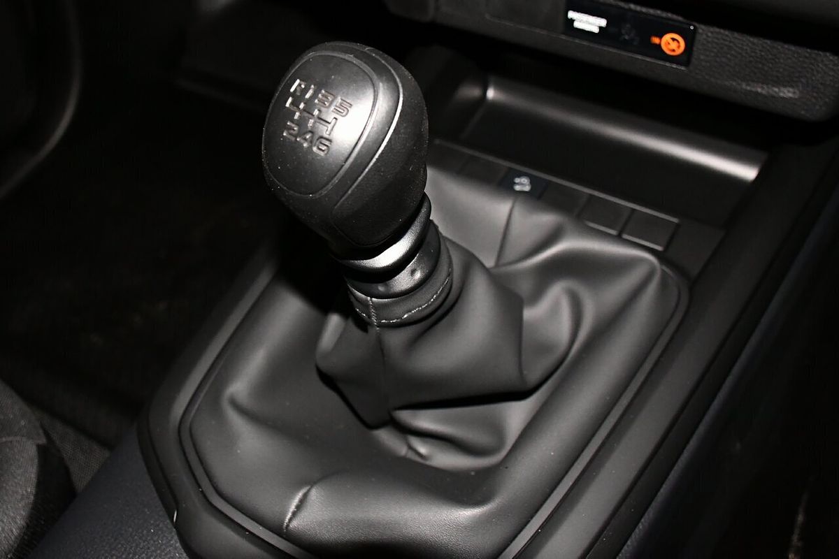 2025 Isuzu D-MAX SX High Ride Rear Wheel Drive