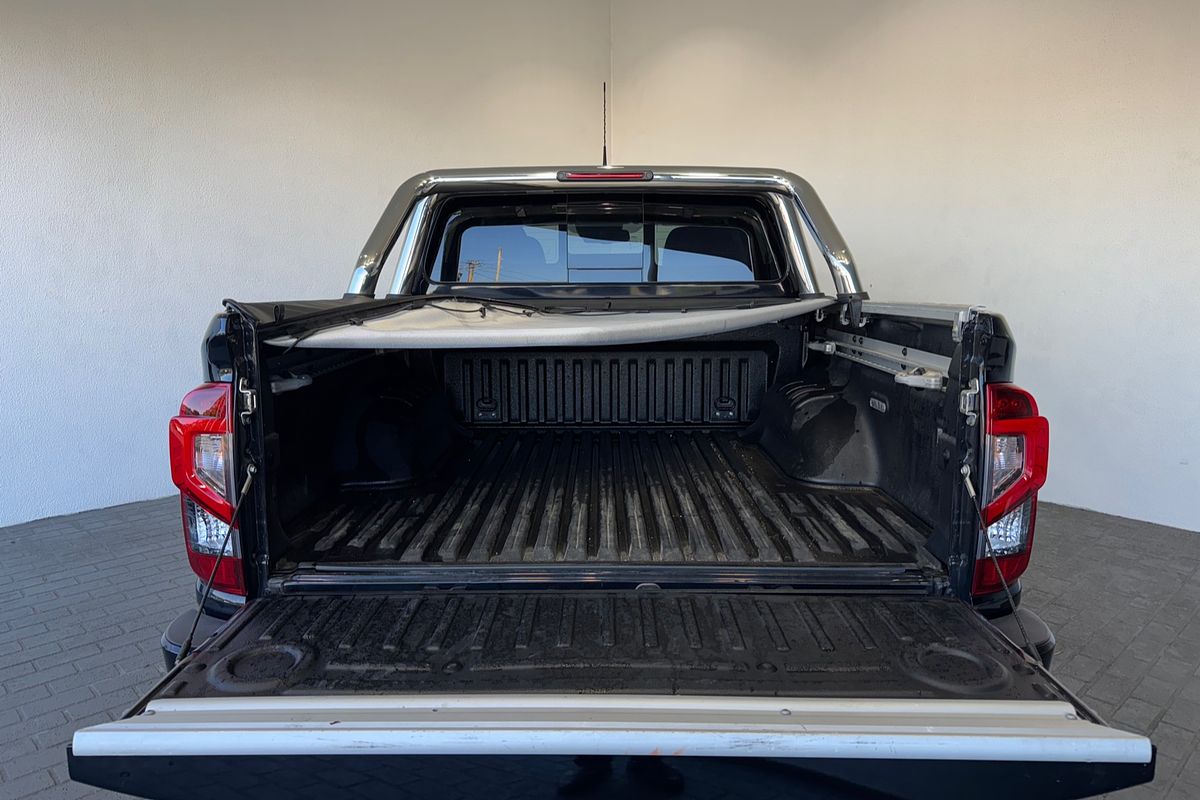 2023 Nissan Navara ST-X D23 4X4