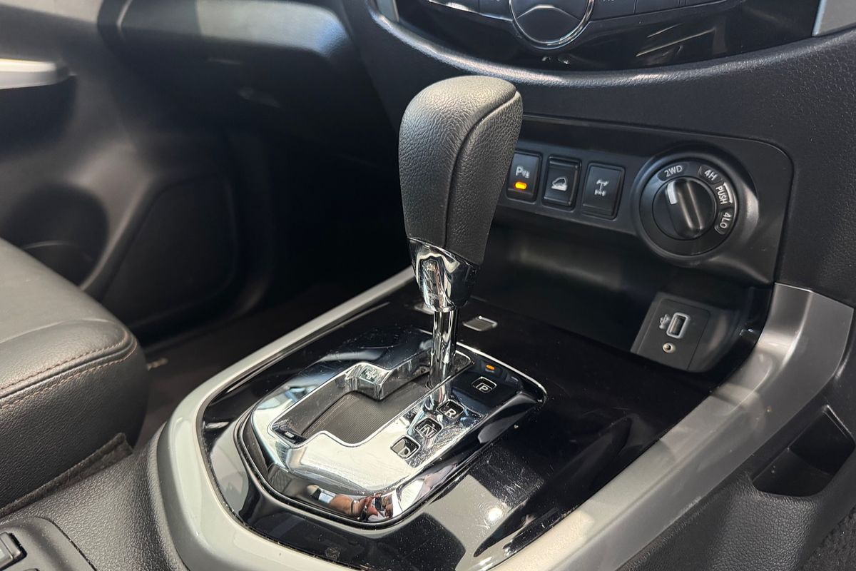 2023 Nissan Navara ST-X D23 4X4