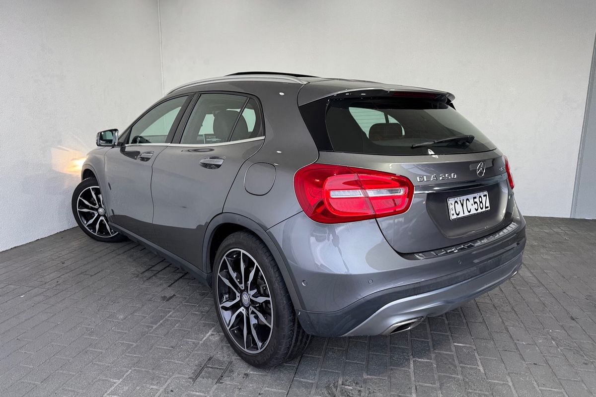2015 Mercedes-Benz GLA-Class GLA250 X156