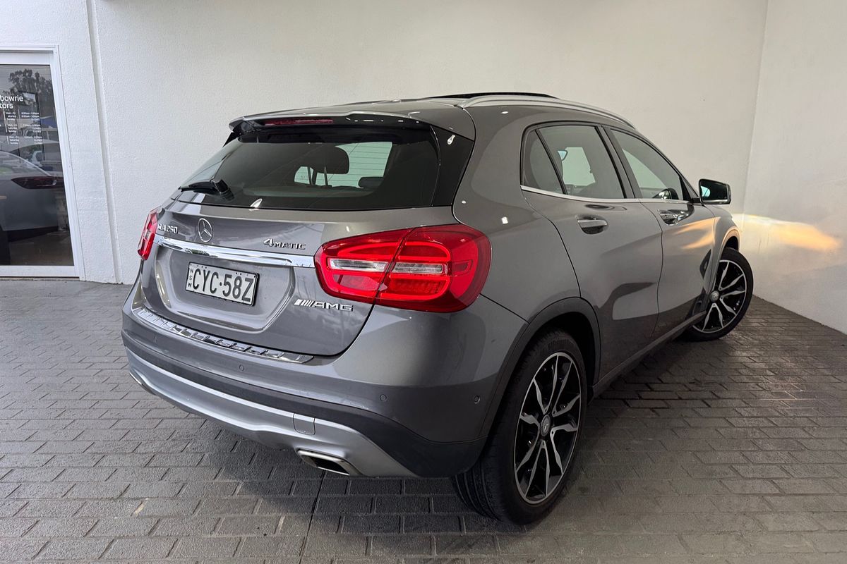 2015 Mercedes-Benz GLA-Class GLA250 X156