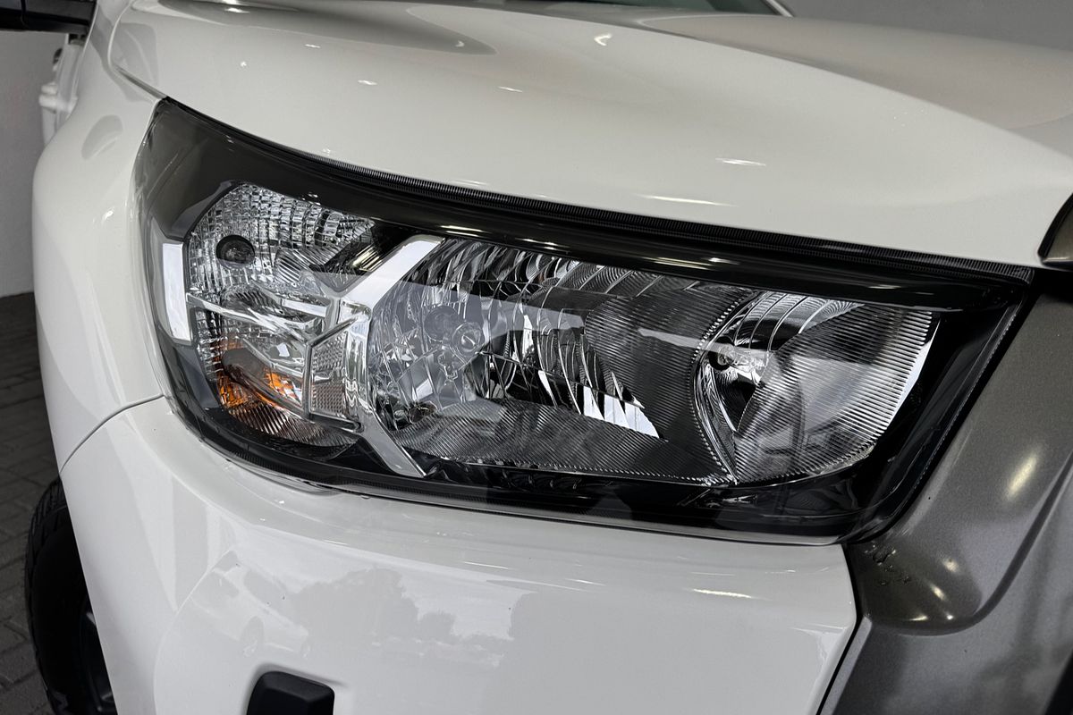 2023 Toyota Hilux SR GUN126R 4X4