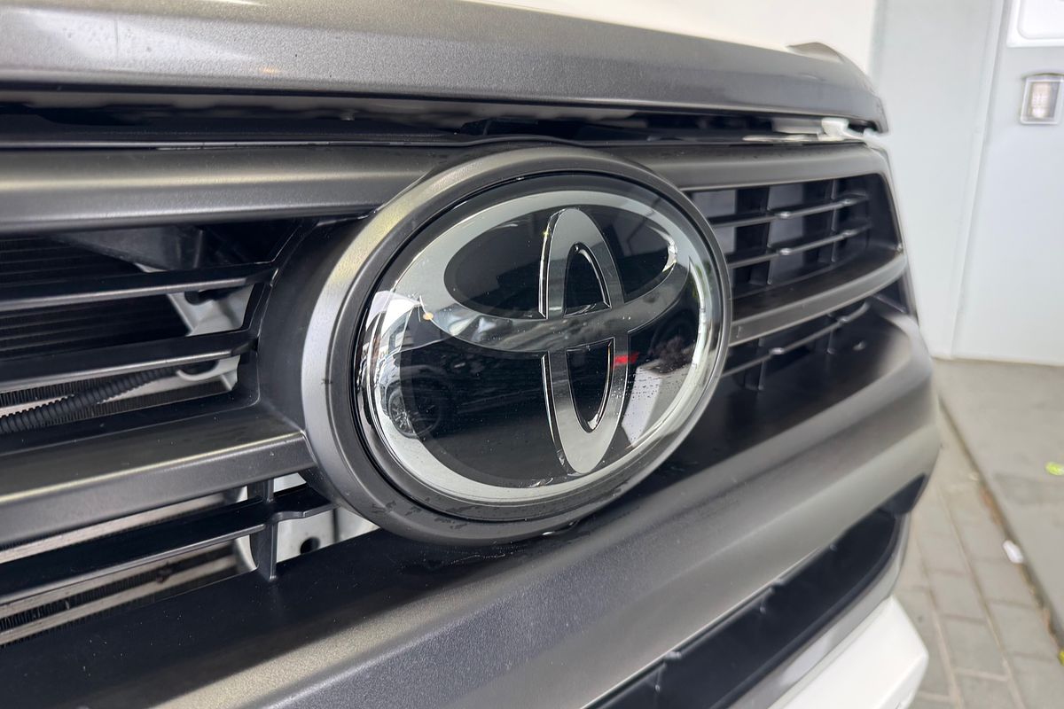 2023 Toyota Hilux SR GUN126R 4X4
