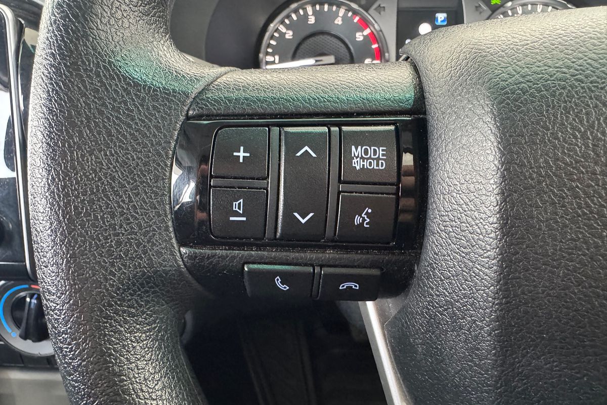 2023 Toyota Hilux SR GUN126R 4X4