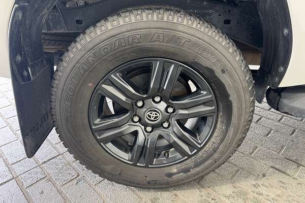 2023 Toyota Hilux SR GUN126R 4X4
