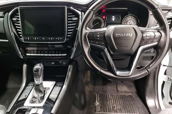 2023 Isuzu MU-X LS-T