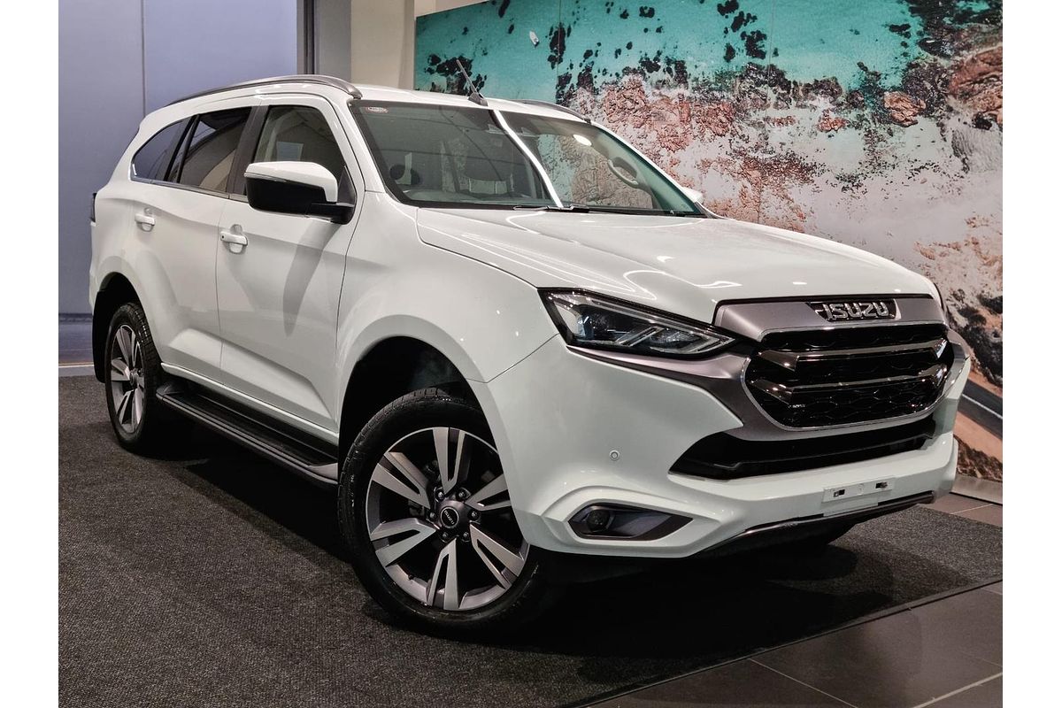 2023 Isuzu MU-X LS-T