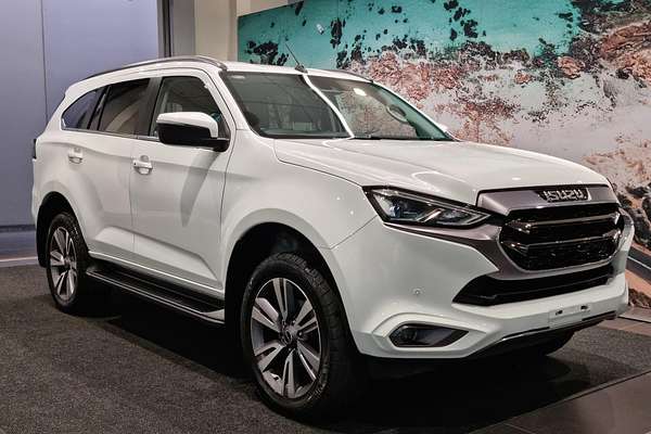 2023 Isuzu MU-X LS-T