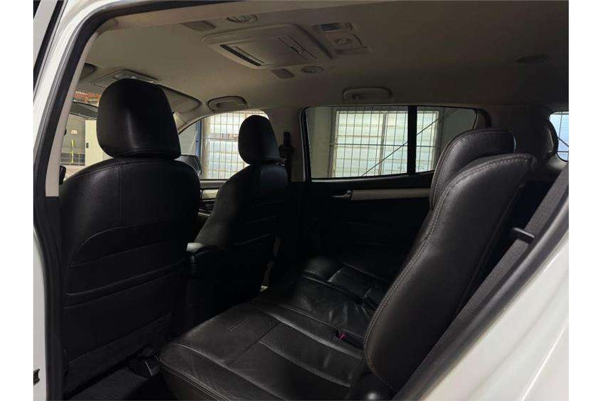 2016 Isuzu MU-X LS-T