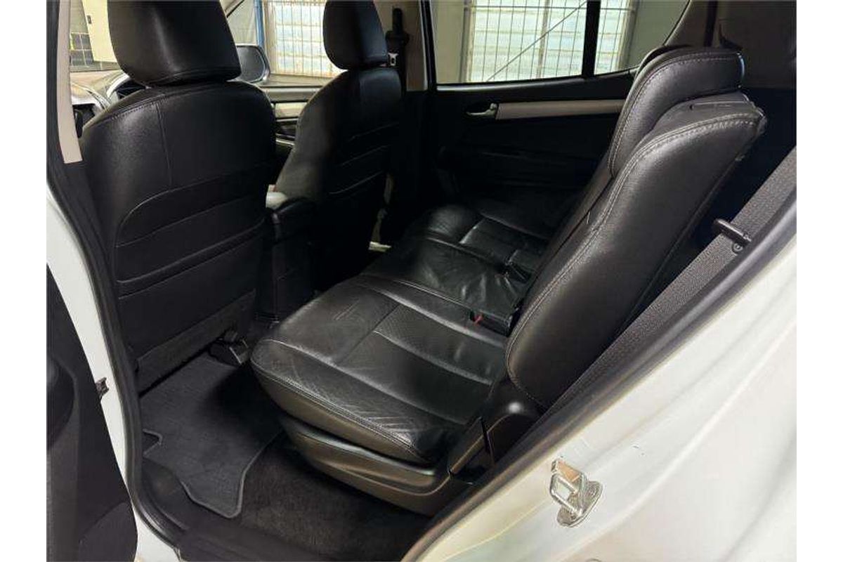 2016 Isuzu MU-X LS-T