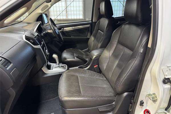 2016 Isuzu MU-X LS-T