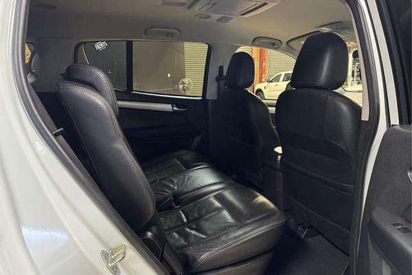 2016 Isuzu MU-X LS-T