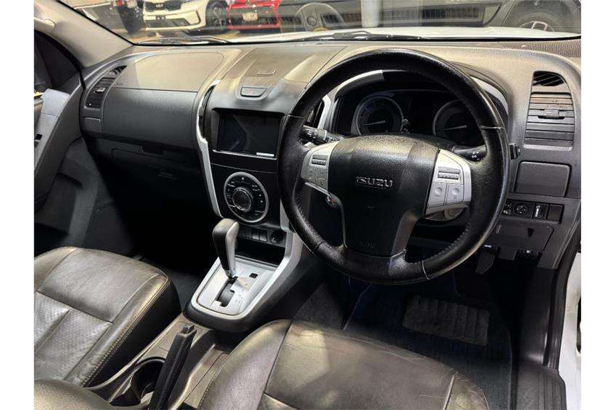 2016 Isuzu MU-X LS-T