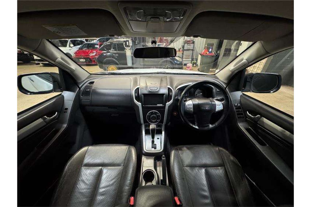 2016 Isuzu MU-X LS-T