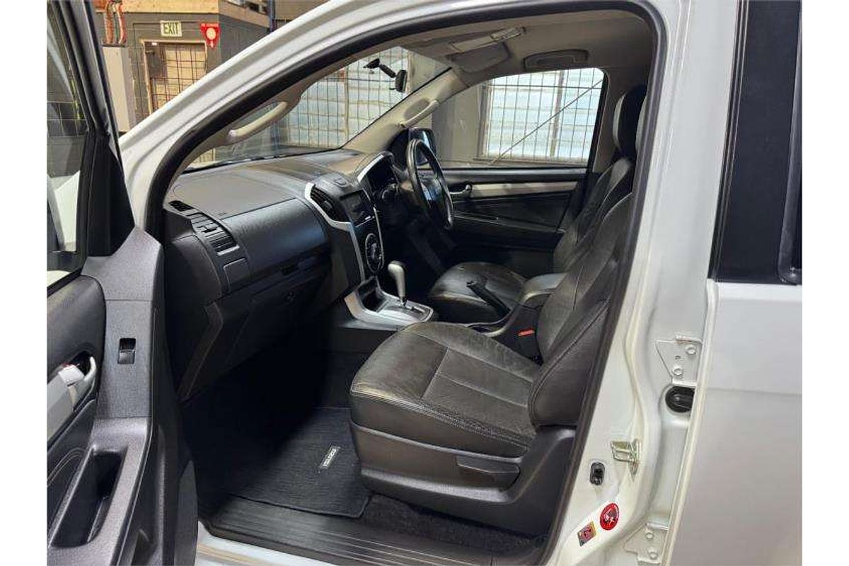 2016 Isuzu MU-X LS-T