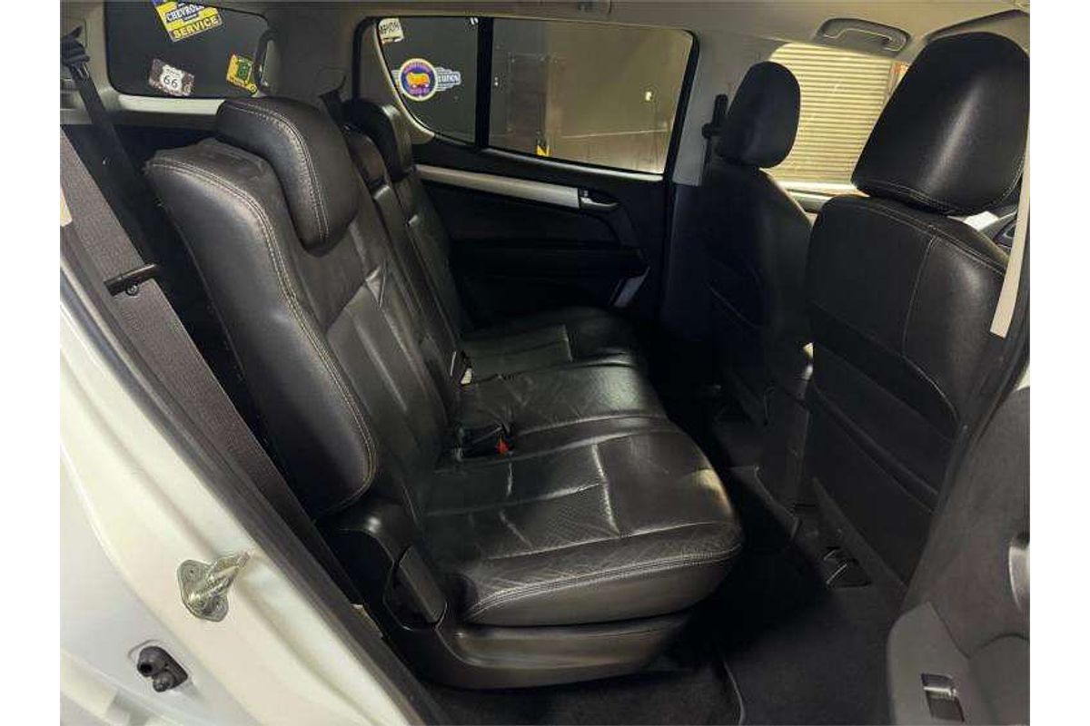 2016 Isuzu MU-X LS-T