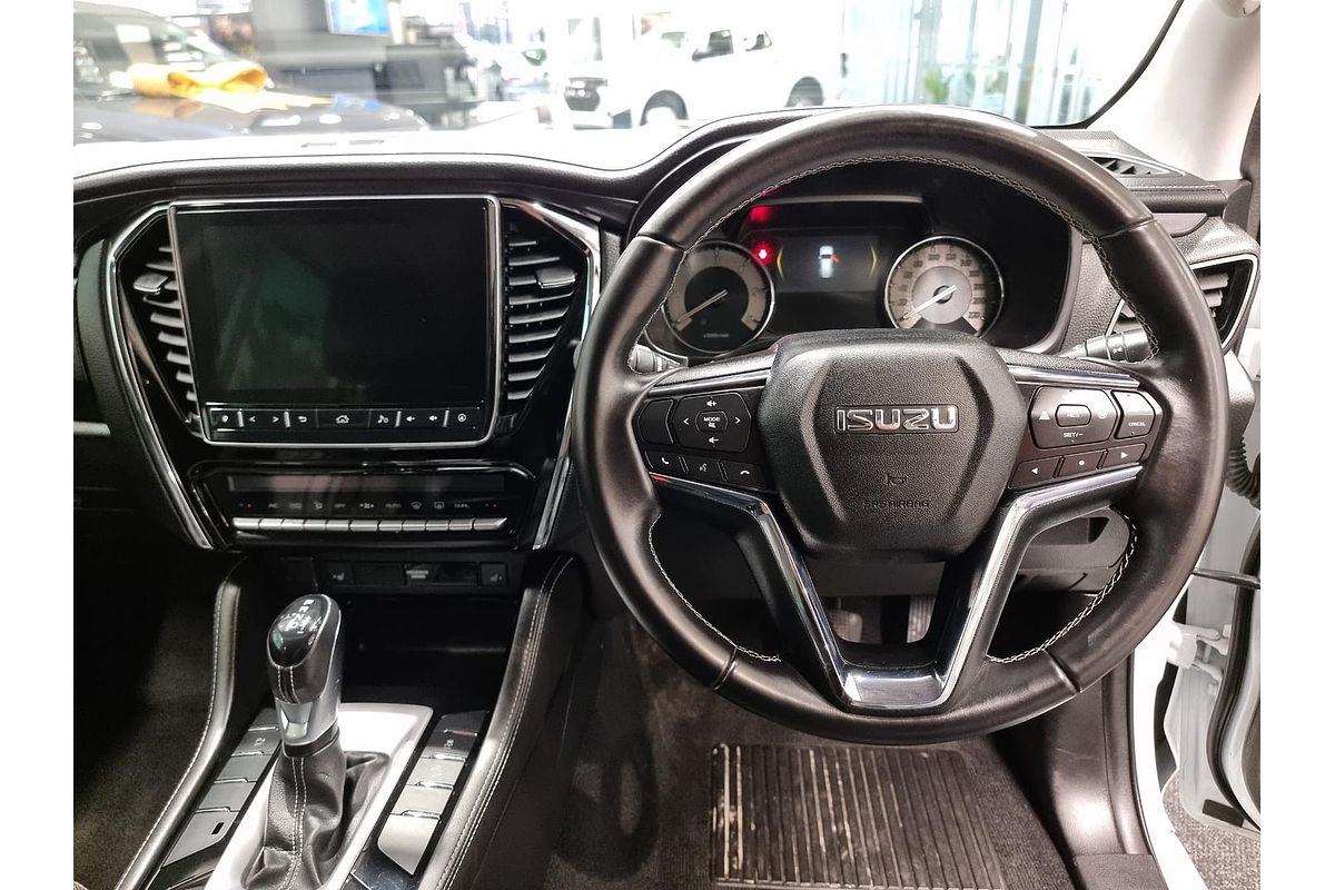 2023 Isuzu MU-X LS-T