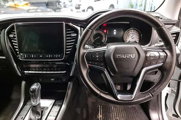 2023 Isuzu MU-X LS-T