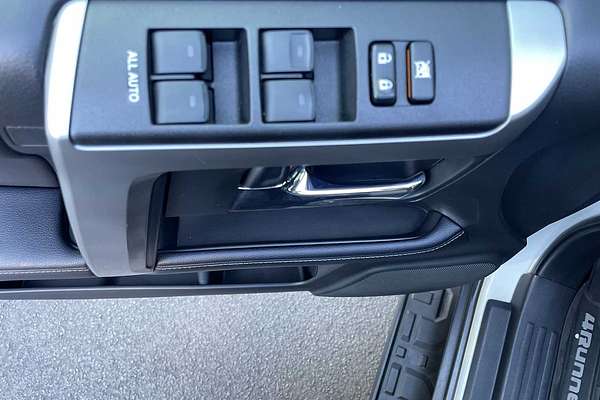 2021 Toyota 4Runner SR5