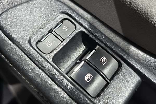 2024 LDV Deliver 7   SWB