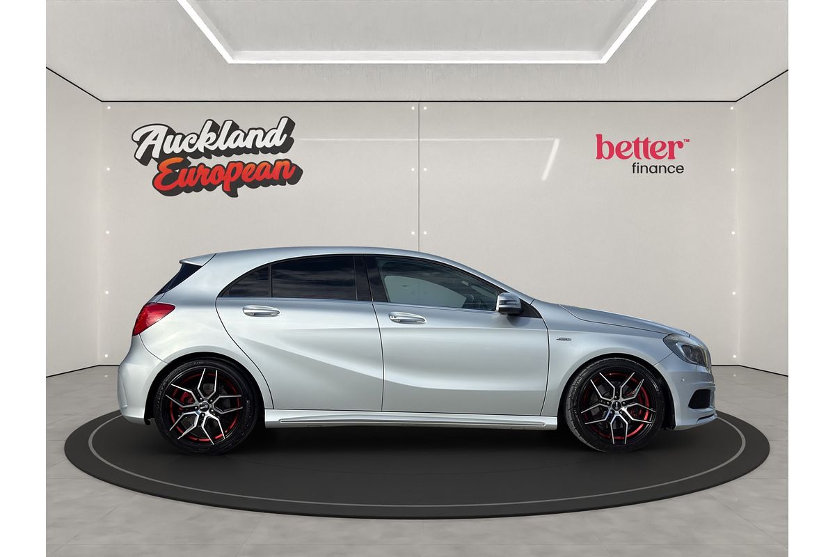 2014 Mercedes-Benz 250 AMG SPORT