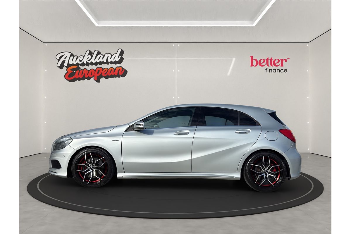 2014 Mercedes-Benz 250 AMG SPORT