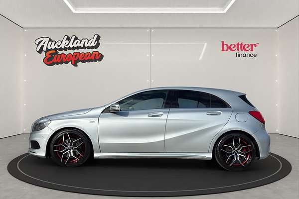 2014 Mercedes-Benz 250 AMG SPORT