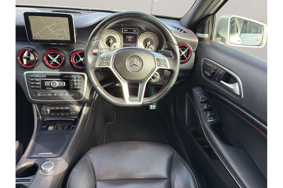 2014 Mercedes-Benz 250 AMG SPORT